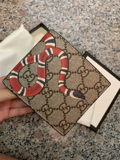 how can you tell if a gucci wallet is fake|real gucci men's wallet.